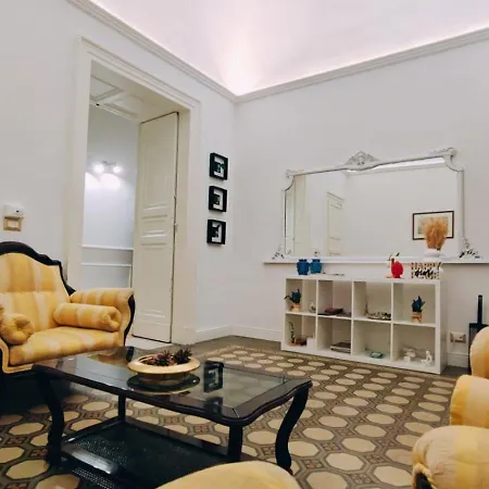 Apartament Duhome In The Heart Of Katania